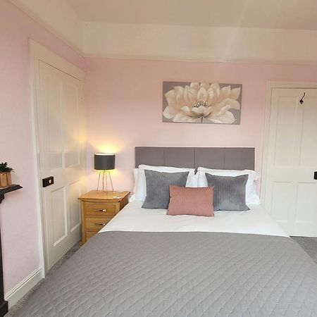 Hartoft St - 2 Bed Near River York Luaran gambar