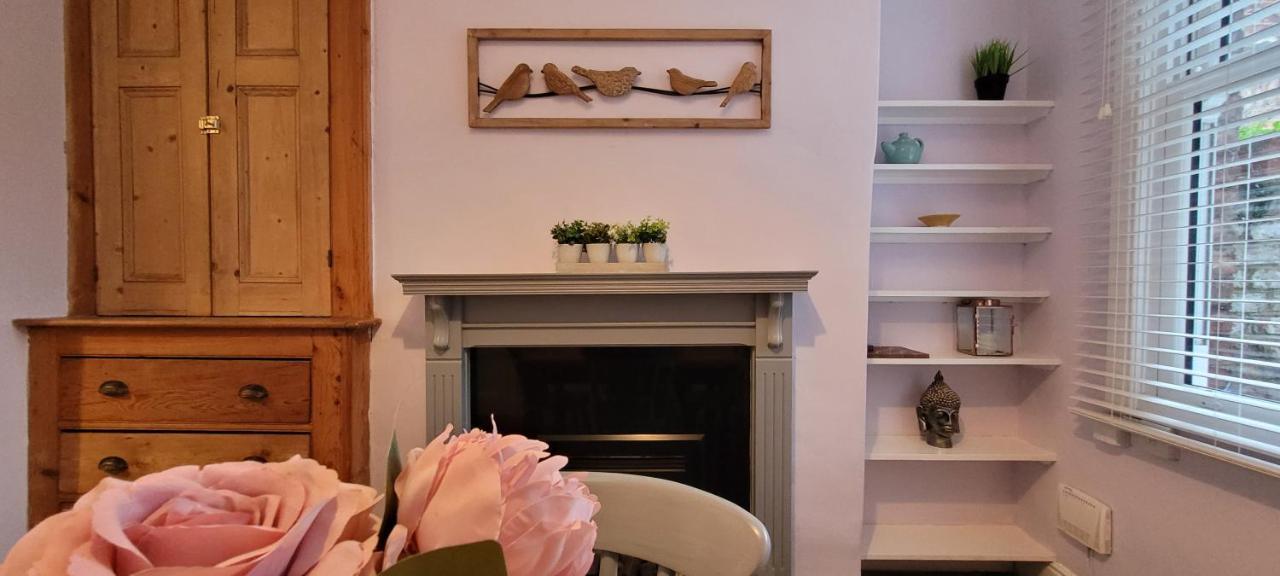 Hartoft St - 2 Bed Near River York Luaran gambar