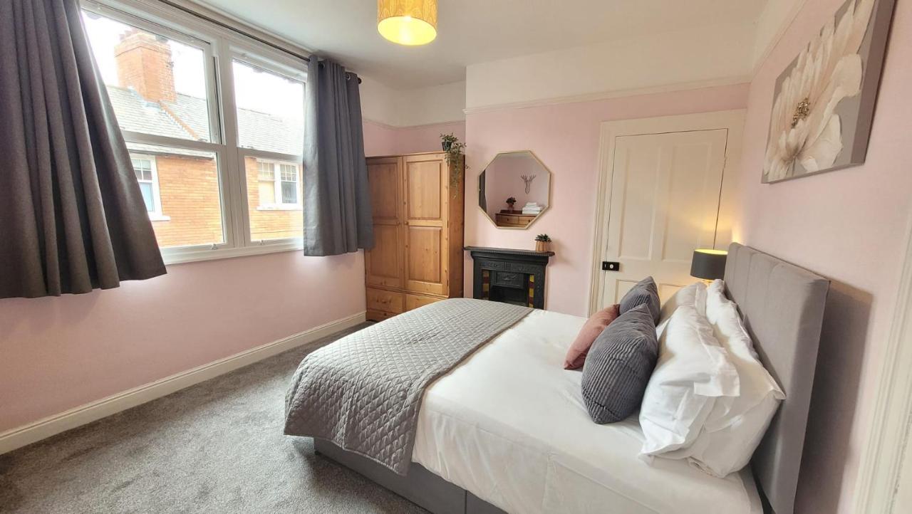 Hartoft St - 2 Bed Near River York Luaran gambar