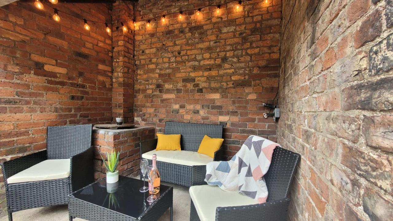 Hartoft St - 2 Bed Near River York Luaran gambar